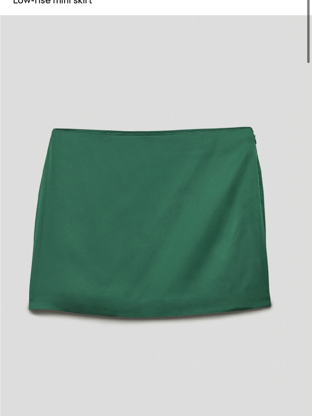 Aritzia Sunday Best Green Women's Skirt - Classic Straight Style